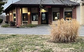 Amerihost Inn & Suites Fulton